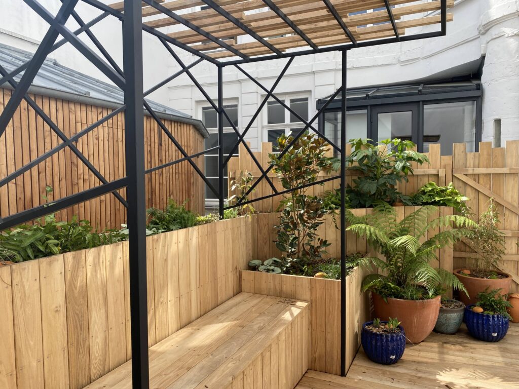 terrasse en bois ave pergola