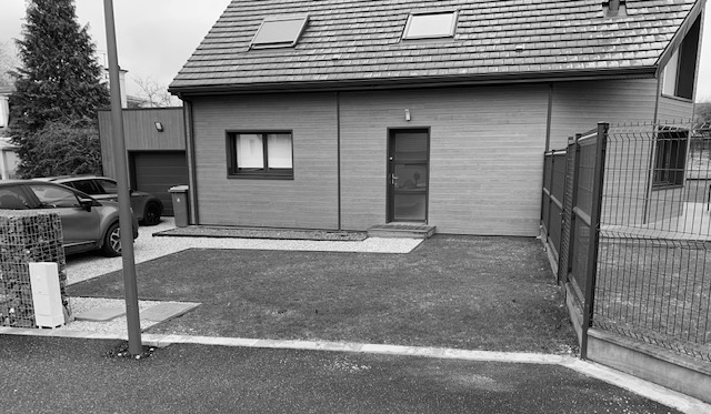 devanture de maison non aménagé
